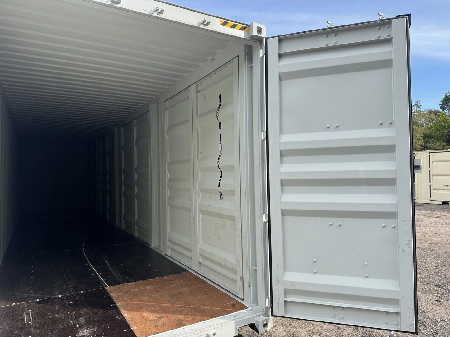 Contenedor 40 Pies High Cube con 4 Puertas Laterales – Gris – Usado Grado A